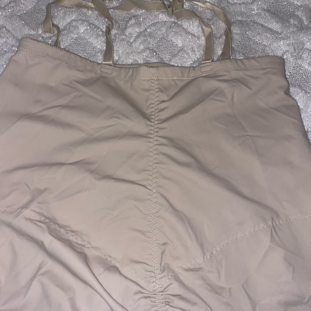 Shapewear extra large - Picture 4 of 5